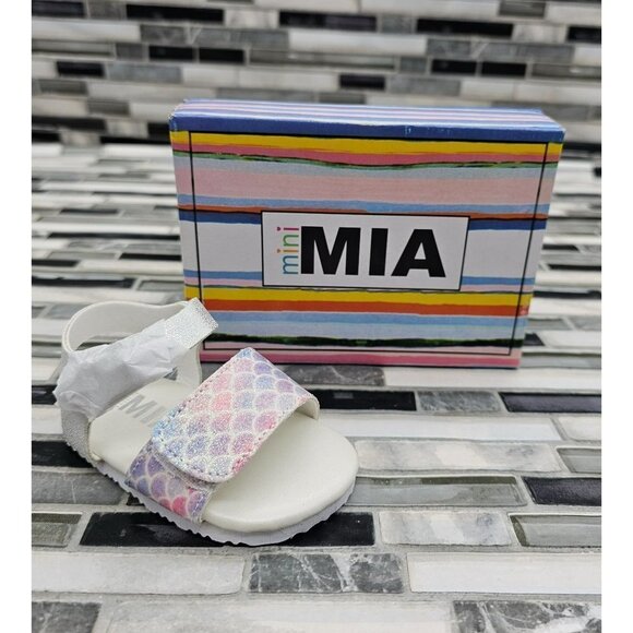 MIA Mini Arabelle Grey Misc Toddler's Shoes Size 2 - Picture 1 of 7